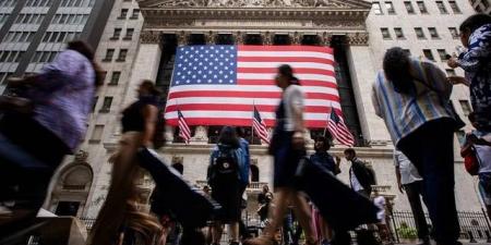 الاقتصاد الأمريكي ينمو 2.1% بالربع الأول متجاوزاً التقديرات السابقة