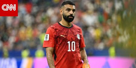 تصرف "لافت" من فنان أمريكي تجاه محمد صلاح خلال مباراة مصر وأستراليا