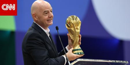 رئيس "فيفا" يؤكد إمكانية زيادة المشاركين في كأس العالم إلى 64 منتخبًا