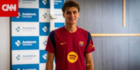 أول ظهور لحمزة عبد الكريم في مقر برشلونة بعد مشاركته في كأس العالم