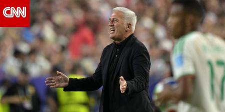 رغم تجديد عقده قبل المونديال.. منتخب الجزائر ينفصل عن مدربه بيتكوفيتش