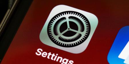 حصرياً .. تفاصيل حول أبل تسد ثغرة خطيرة في iOS 26.. تحديث مهم لمن لا يريدون الترقية إلى iOS 27 - بوابة مصر الجديدة