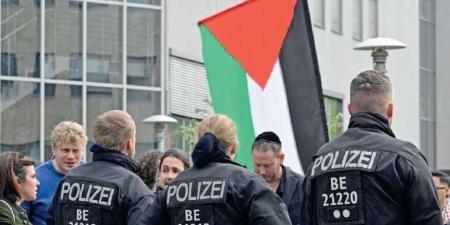 مع محاكمة نشطاء التضامن مع فلسطين “أولم 5″… ألمانيا تبدو دولة بوليسية أكثر فأكثر
