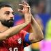 "عارف إنكم لسا زعلانين".. وعد من محمد صلاح للجماهير المصرية بعد رحلة المونديال
