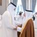 أمير قطر يستقبل وفود المعزين بالشيخ حمد بن خليفة
