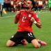 "هتفضلي رقم واحد".. لاعب مصر يوجه رسالة لوالدته بعد تاُثرها في مقابلة تلفزيونية