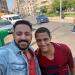 دياب يوجه رسالة لـ أحد معجبيه بعد التقاط صورة معه في مصر الجديدة