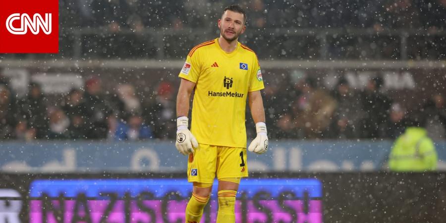 حارس يسجل بالخطأ في مرماه.. هدف "غريب" في الدوري الألماني