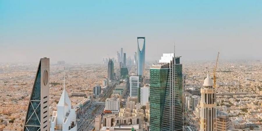 الاقتصاد السعودي ينخفض 4.4% بالربع الثالث..ونمو القطاع غير النفطي وأنشطة الحكومة