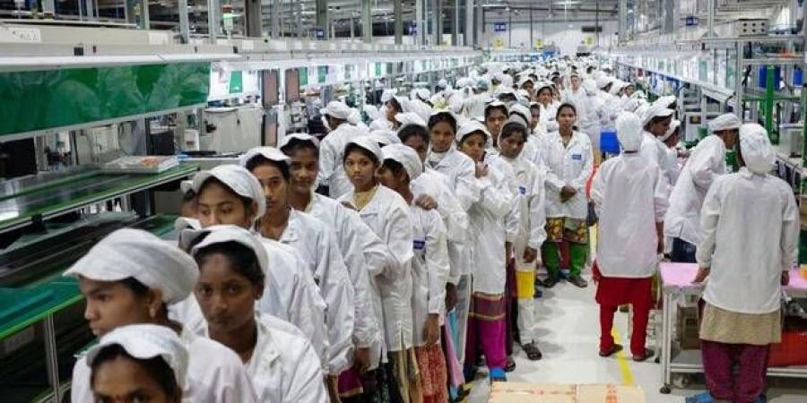 الهند تخفض الجمارك على أجزاء الهواتف الذكية لجذب المصنعين