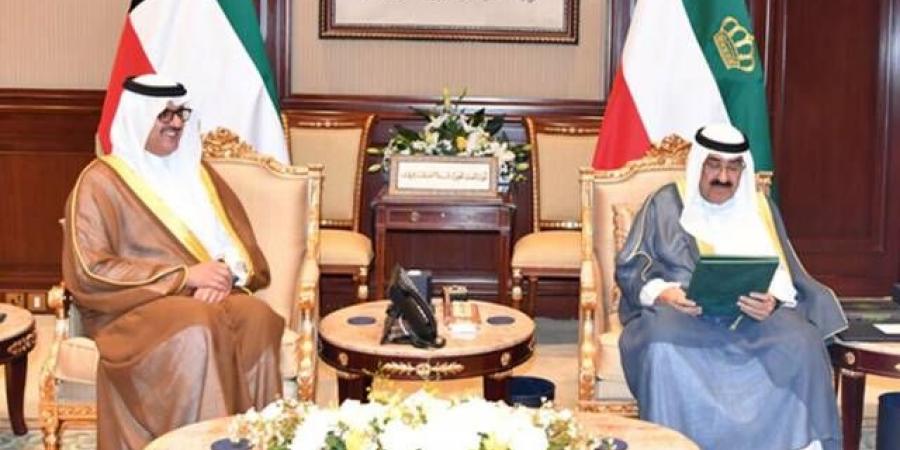 أمير الكويت يتسلم رسالة خطية من ولي العهد السعودي
