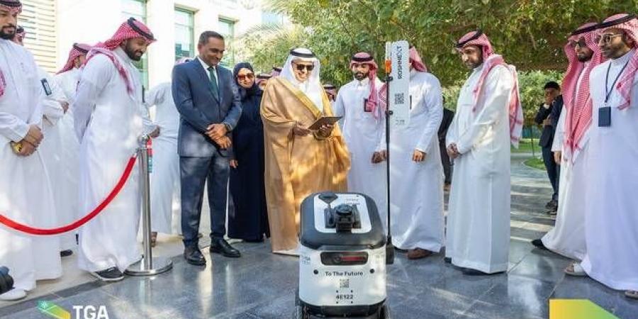 "هيئة النقل" تُعلن إطلاق تجربة خدمة التوصيل باستخدام مركبات ذاتية القيادة