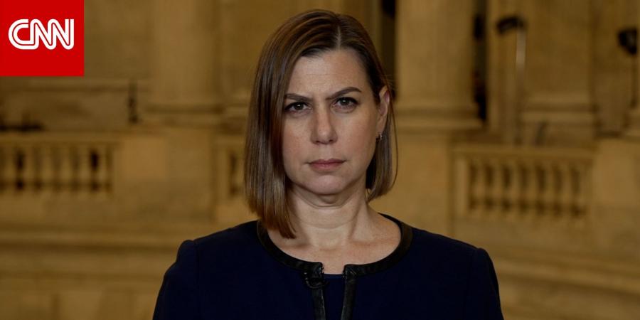 سيناتور أمريكية تنتقد البيت الأبيض بشدة: "نسقوا رواياتكم قبل أن تأتوا لتقديم إحاطة لمجلس الشيوخ"