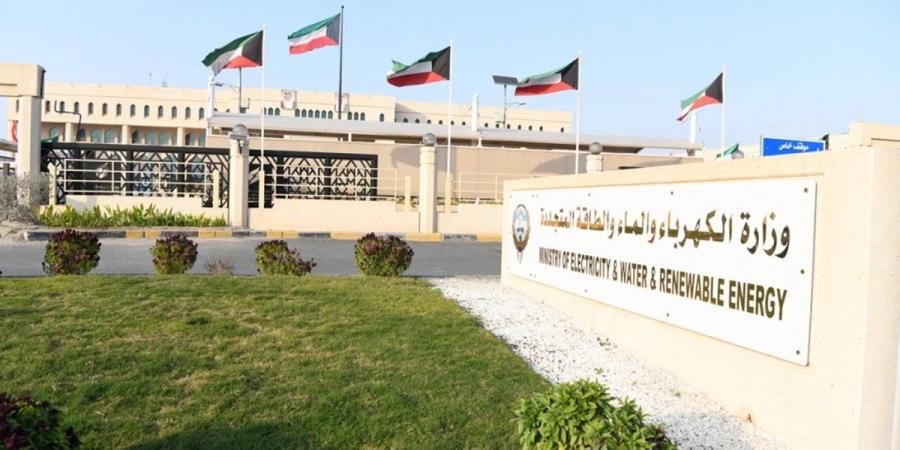 «الكهرباء» زودت «المباركية» بتيار مؤقت لمدة شهر