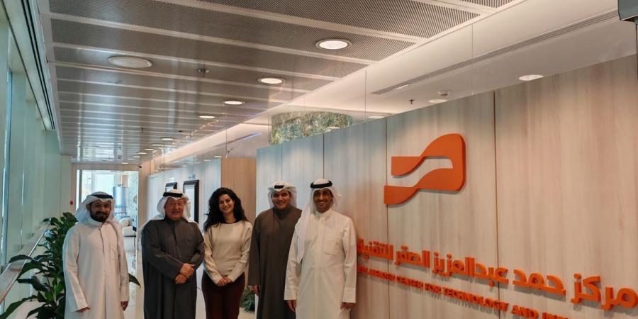 حصة الصباح تكرِّم المشاركين في برنامج الترجمة الميداني