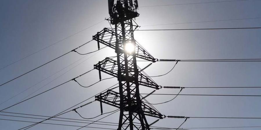 «الكهرباء»: انقطاع التيار عن أجزاء محدودة من مناطق الجهراء