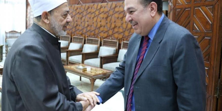 شيخ الأزهر الشريف يدين الاعتداءات الإيرانية على دول الخليج والأردن والعراق