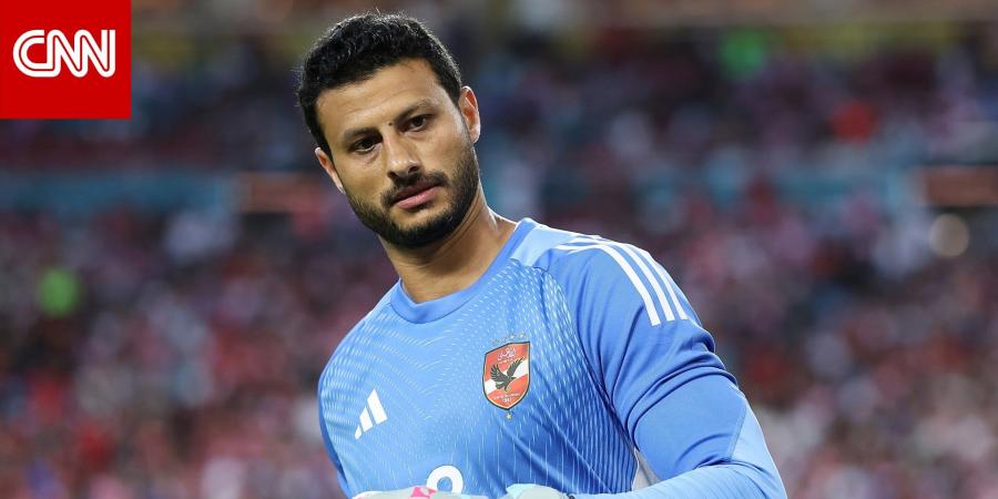 تصرف "صادم" من محمد الشناوي مع الحكم بعد تعادل الأهلي في الدوري المصري