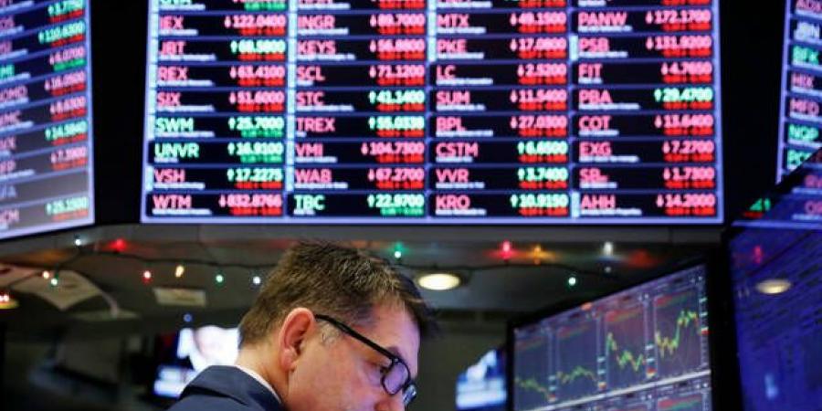 أسهم الاتصالات الموزعة للأرباح تتحول لملاذ آمن