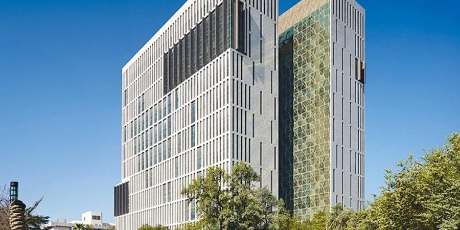 حبس 3 أشخاص 10 سنوات في قضية تمويل «حزب الله»