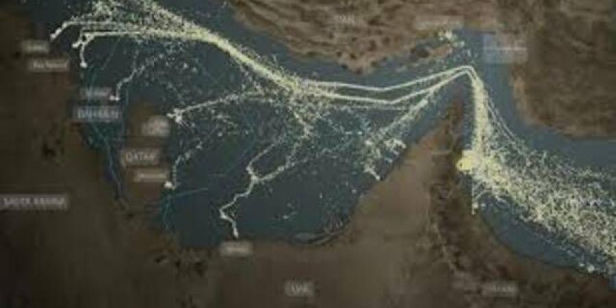 ناقلة نفط ترفع العلم الروسي تعبر مضيق هرمز إلى الخليج