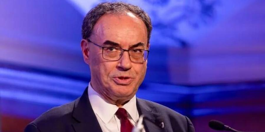 بنك إنجلترا يعتمد "نظرية مارادونا" لضبط التضخم دون الإضرار بالنمو