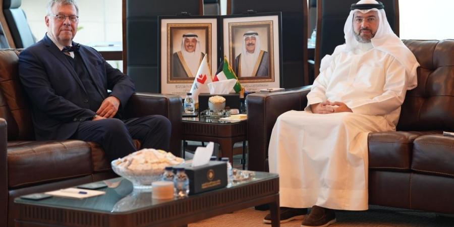 رئيس «الطيران المدني» بحث مع سفير جمهورية التشيك تعزيز التعاون