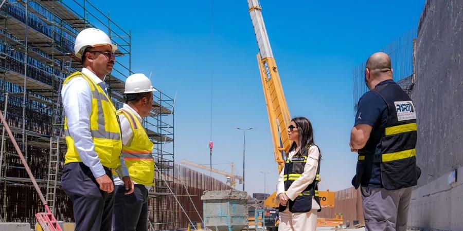 وزيرة الأشغال: الالتزام بأعلى معايير الجودة والسلامة في تنفيذ المشاريع