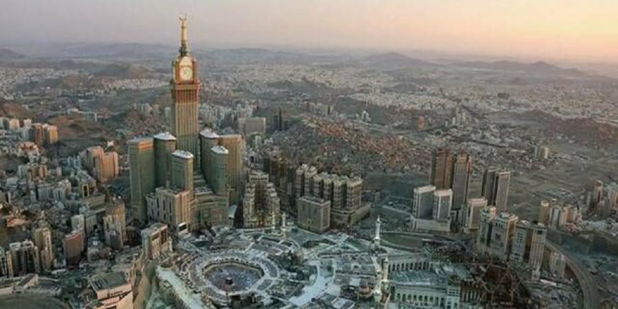المركز العام للنقل يدرس دمج تقنيات الذكاء الاصطناعي في منظومة النقل بمكة