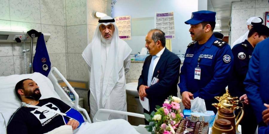 اليوسف يطمئن على مصابي منتسبي قوة الإطفاء