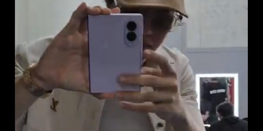 J-Hope نجم BTS يشوق لهاتف Samsung Galaxy Z Fold8 قبل إطلاقه الرسمي