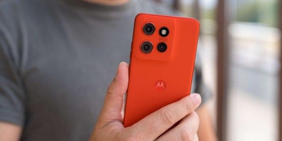 موتورولا تروّج لإطلاق Edge 70 Neo بطريقة غير تقليدية تمامًا