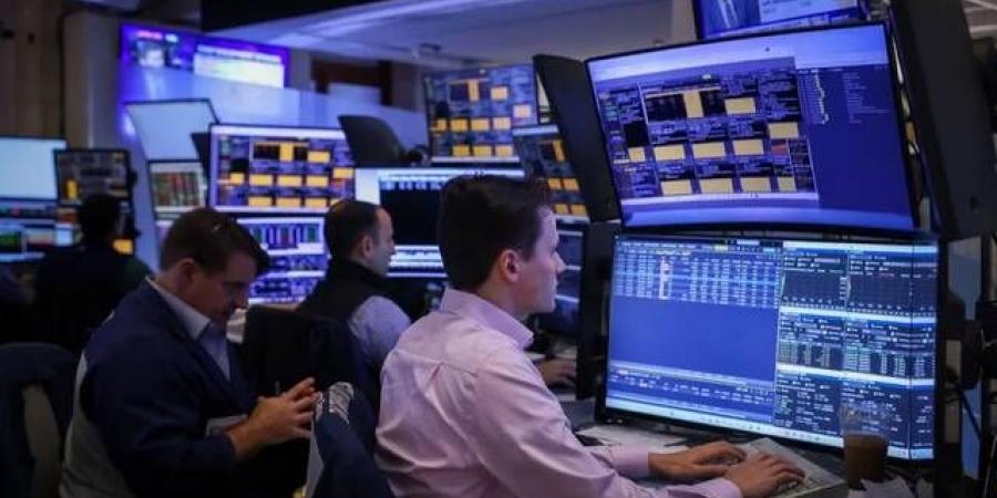 تداول اليوم .. انخفاض أسعار النفط يُنعش الأسهم العالمية ويهدئ موجة بيع السندات - بوابة مصر الجديدة