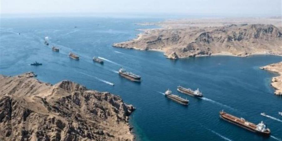 الجيش الإيراني يستهدف 19 سفينة في مضيق هرمز