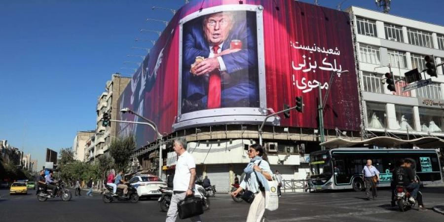 فورين بوليسي: خيارات ترامب في التصعيد ضد إيران بعد انتخابات نوفمبر تظل سيئة ولن تحقق له النصر المنشود