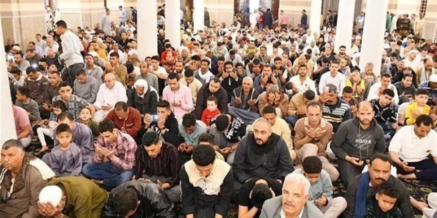 بعد توجيهات السيسي، الأوقاف تخصص موضوع خطبة الجمعة عن "تكريم الإنسان وحفظ الأوطان"