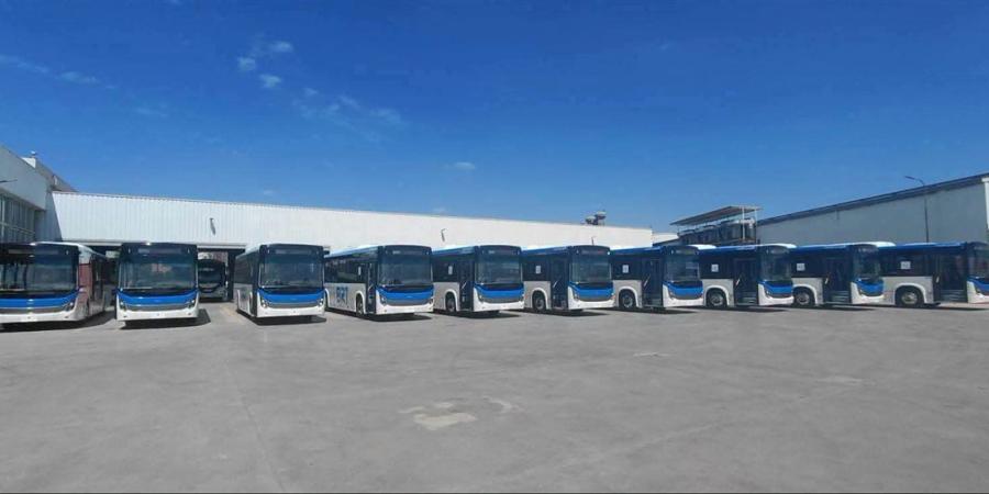 الدفعة الثانية من أتوبيسات BRT تصل الطريق الدائري استعدادًا للتشغيل