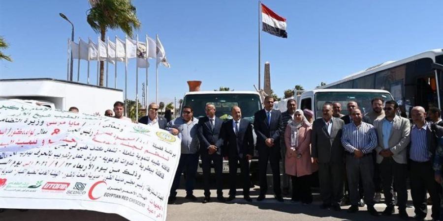 محافظ جنوب سيناء يستقبل قافلة بيت الزكاة لدعم الأسر الأولى بالرعاية