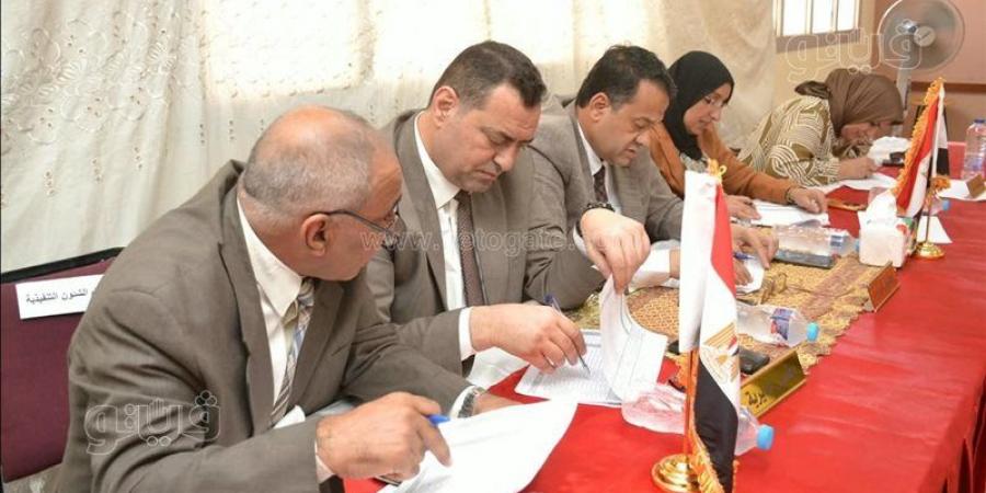 «تعليم الغربية» تعقد لجنة المقابلات الشخصية لاختبار المتقدمين للوظائف القيادية والإشرافية