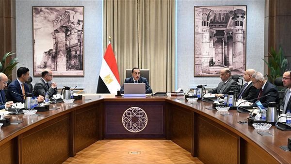 جلسة مرتقبة في «منتدى مصر 2026».. الحكومة تبحث تحديات الاستثمار والصناعة وسوق العمل