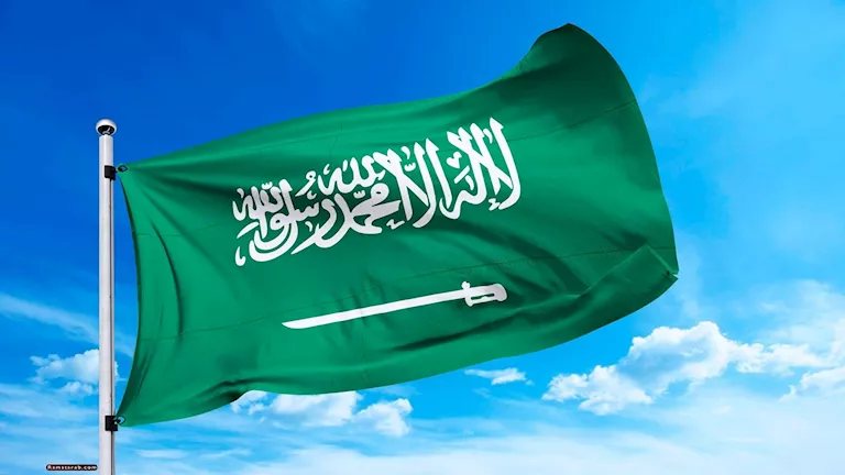السعودية تخفض سن ممارسة التجارة إلى 15 عامًا بشروط.. وماذا عن مصر؟