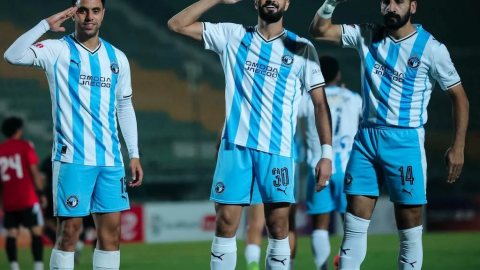 القنوات الناقلة لمباراة بيراميدز والمريخ بانتيو في إياب دور الـ32 من دوري أبطال أفريقيا.. والمعلق