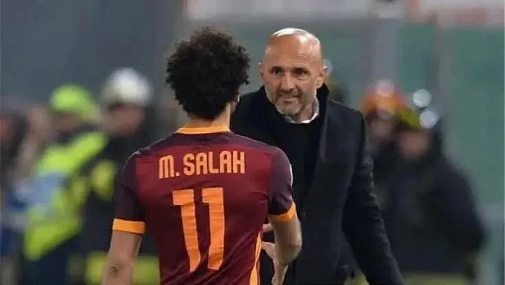 «يمنح الكرة الذهبية لأي مدرب».. سباليتي يوجه رسالة بشأن محمد صلاح