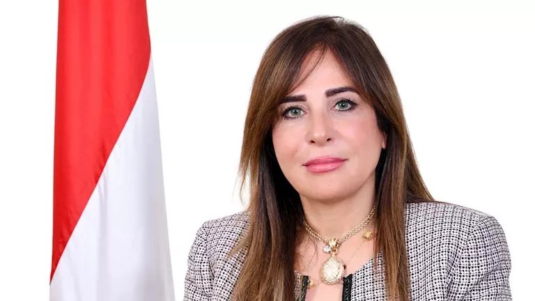 وزيرة الإسكان توجه بتسريع أعمال مستشفى حدائق أكتوبر ومشروع بيت الوطن بالشيخ زايد