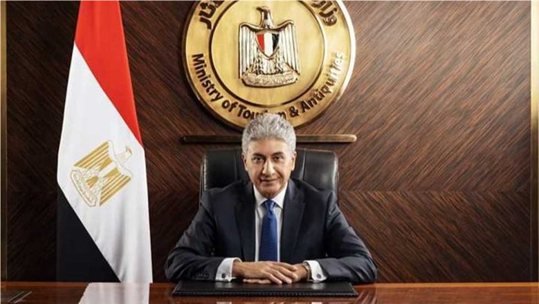 وزير السياحة يتوجه إلى الغربية لتكريم مكتشف تمثالين أحدهما لـ رمسيس الثاني