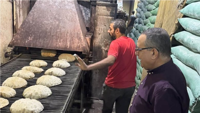 «تموين الدقهلية» يضبط 6 أطنان سكر و500 كرتونة زيت و450 لتر سولار