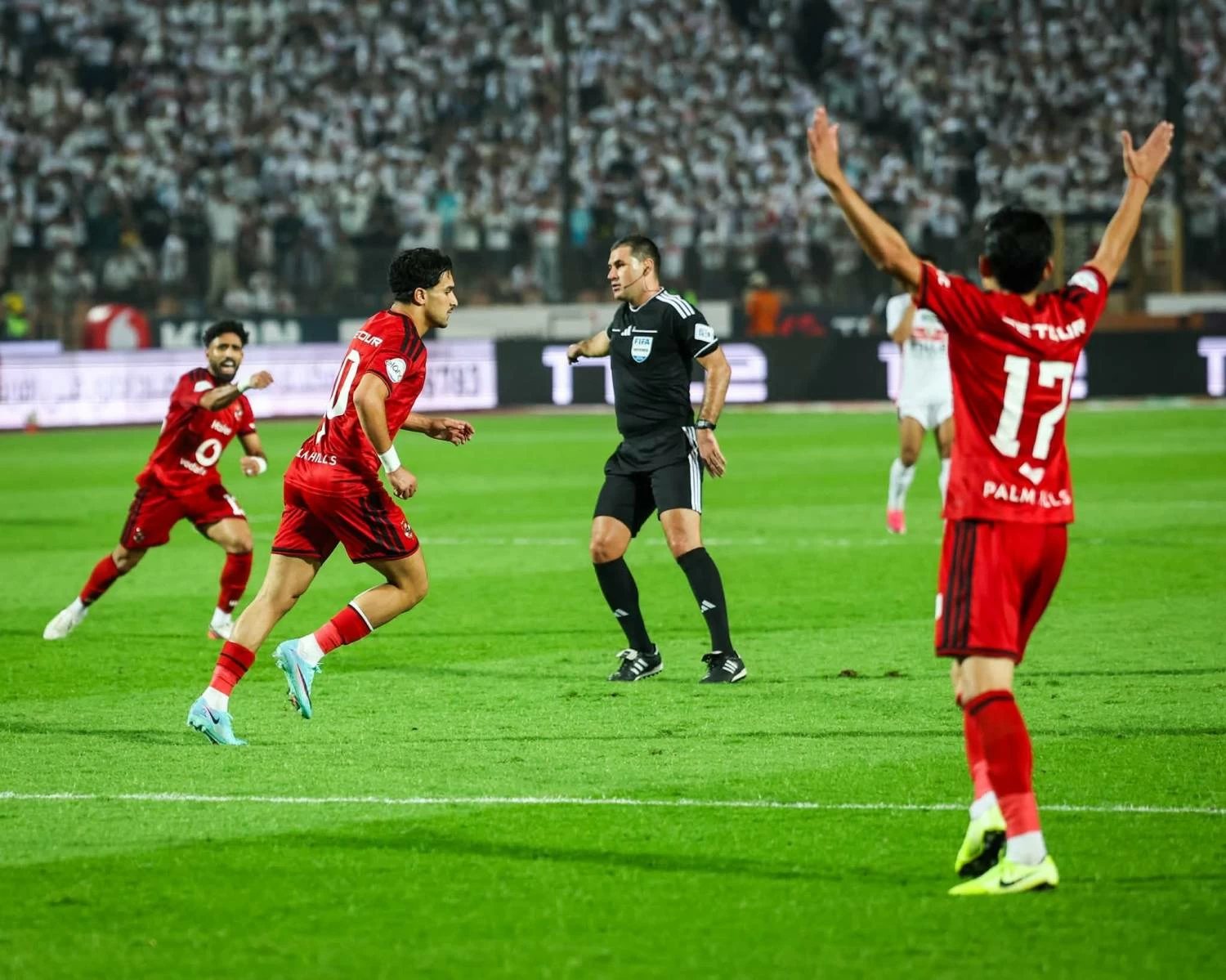 تقييم حكم مباراة الأهلي والزمالك في قمة الدوري المصري