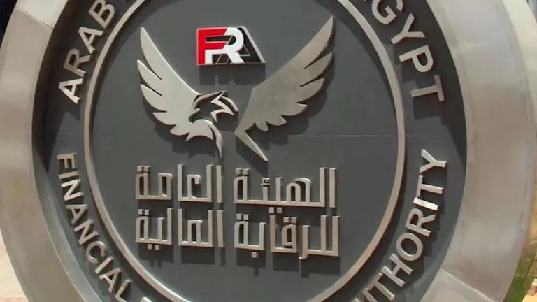رئيس الرقابة المالية يوجه بسرعة صرف تعويضات ضحايا حادث طريق أسيوط الغربي