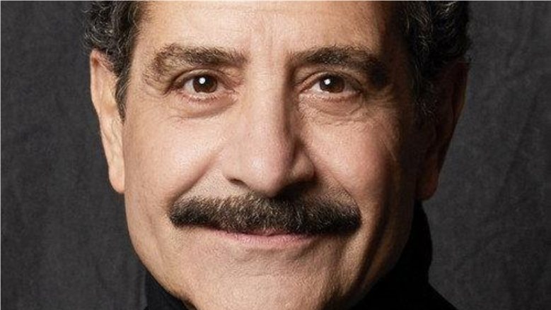 توني شلهوب.. 4 جوائز إيمي ونجاح عالمي لممثل من أصول لبنانية
