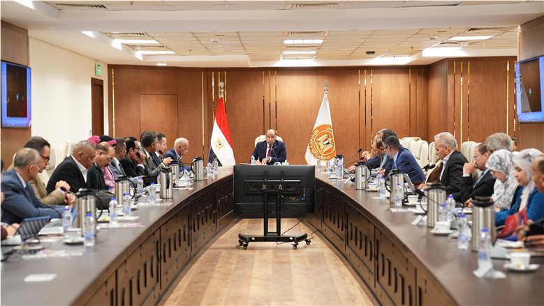 بعد التشكيل الجديد.. وزير العمل يترأس اجتماع المجلس الأعلى للتشاور الاجتماعي